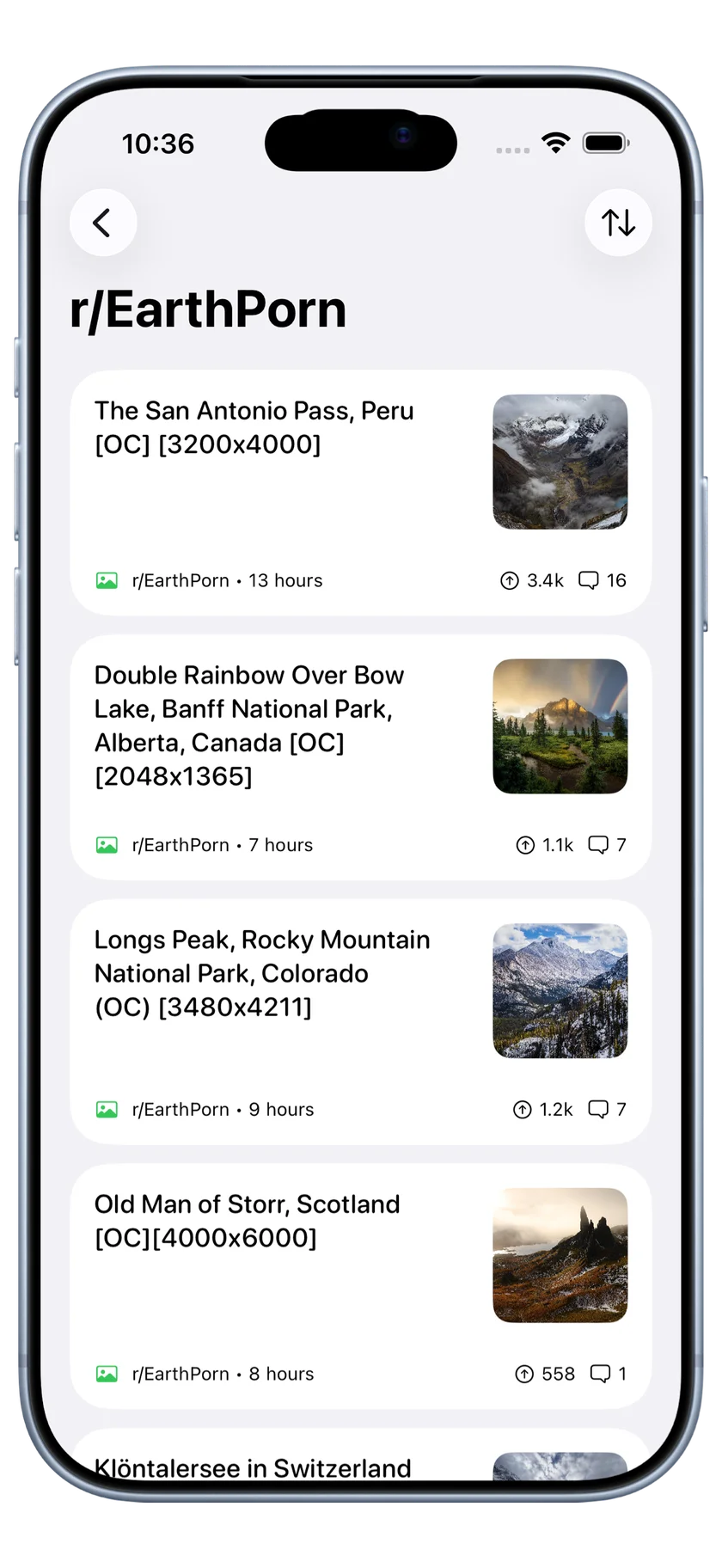 The r/EarthPorn subreddit in NewsNinja, with landscape photo thumbnails, post titles, scores, and comment counts.